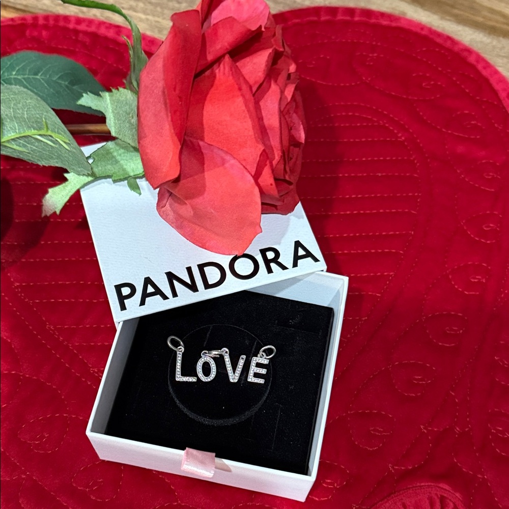 Pandora Love Charm for your pandora bracelet